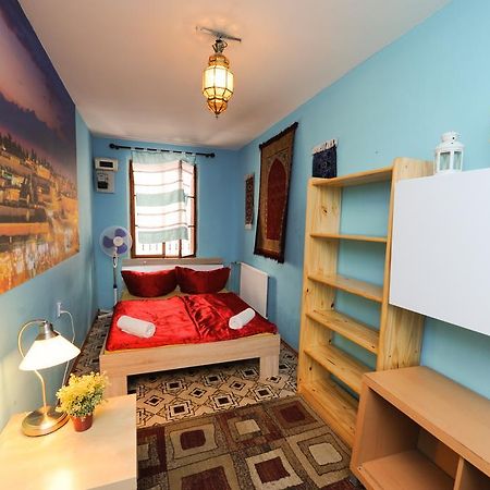 Backpacker Hostel Praha Bagian luar foto