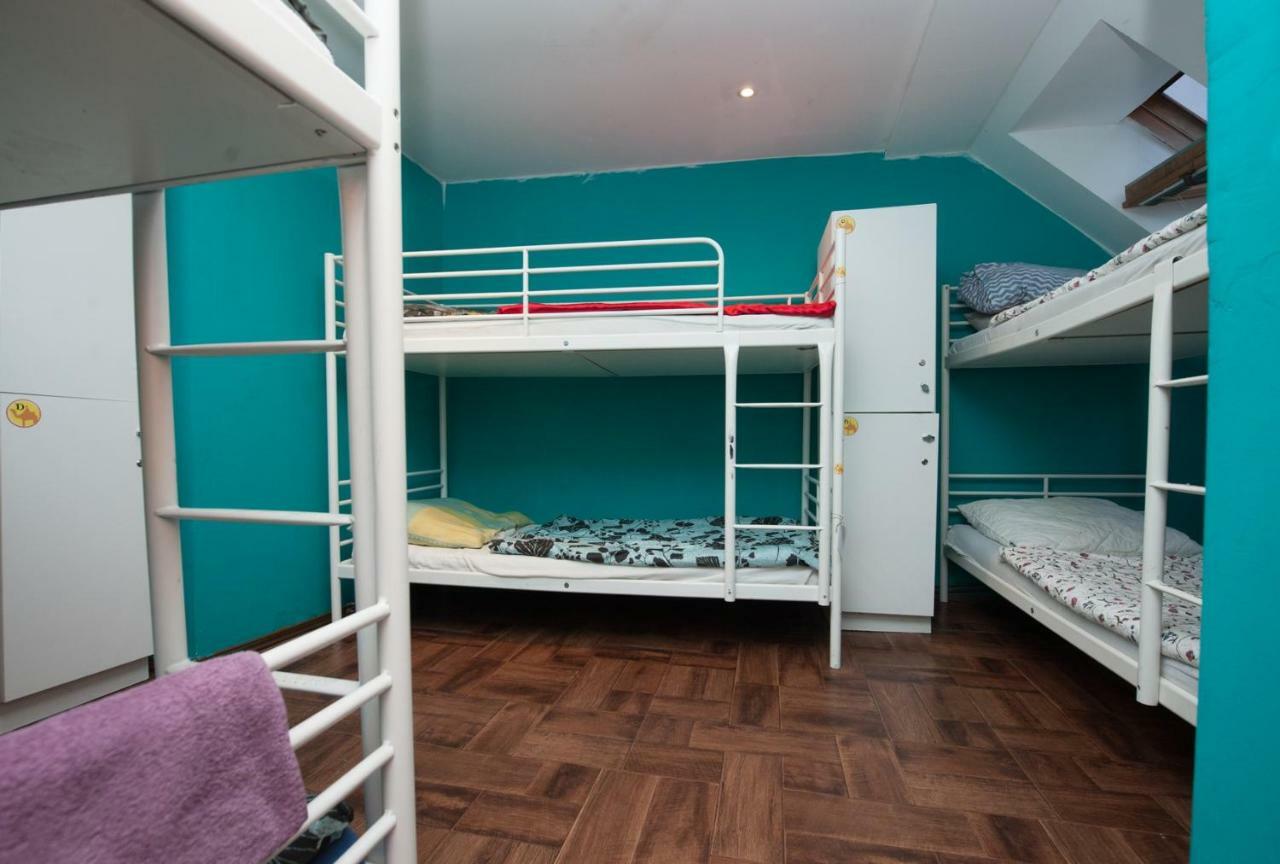 Backpacker Hostel Praha Bagian luar foto